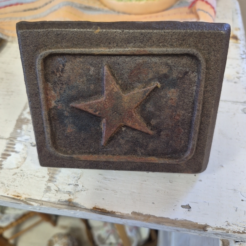 Cast Iron Rustic Meat Press With Wooden Handle Vintage Star Cooking Rustic
